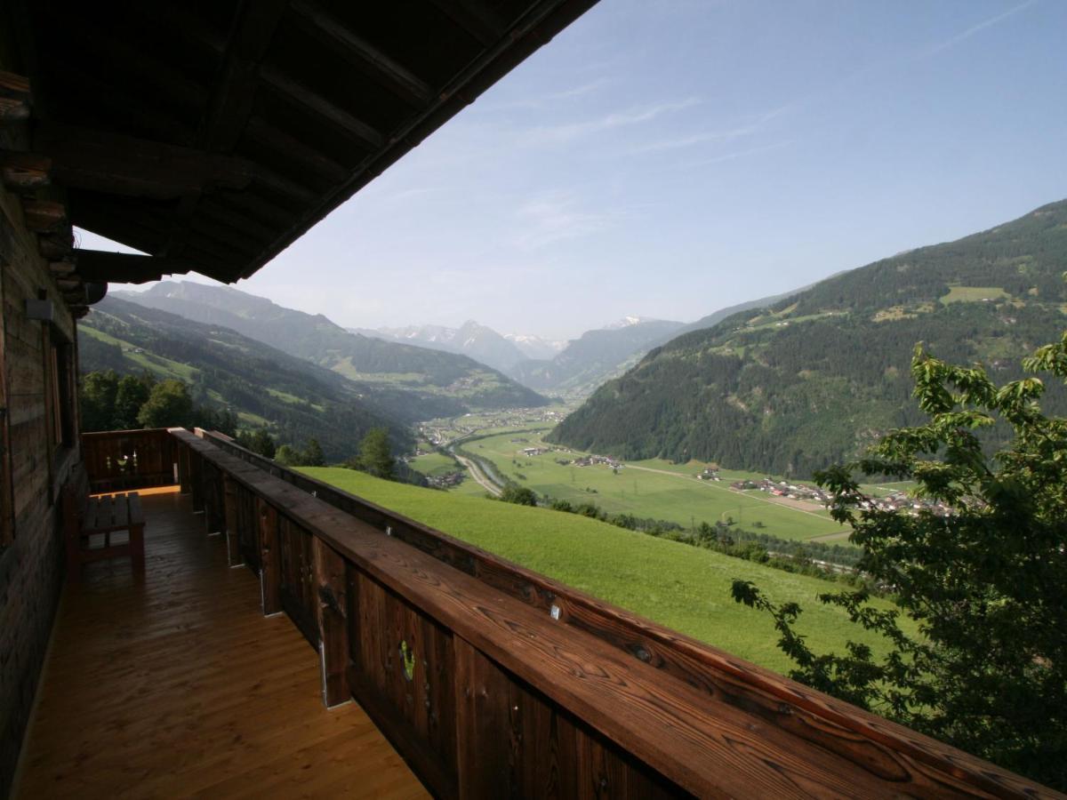 Apartment Kroell By Interhome Aschau Im Zillertal Exterior photo